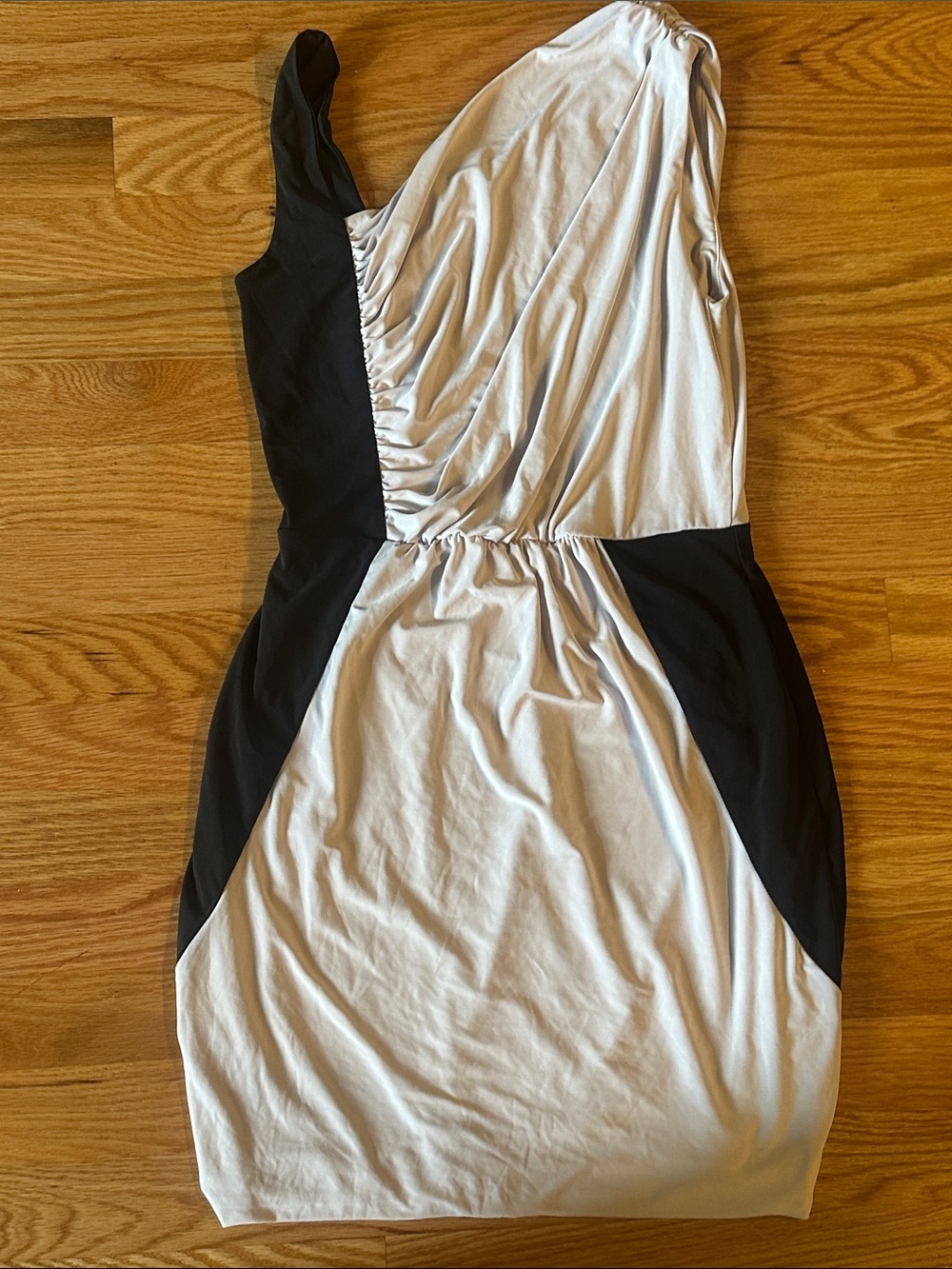 Soprano Black and White One-Shoulder Midi Dress